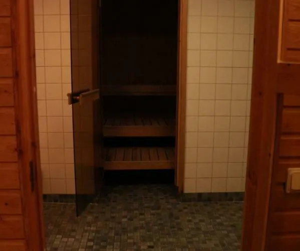 فندق Huittisten Seurahuone 2*